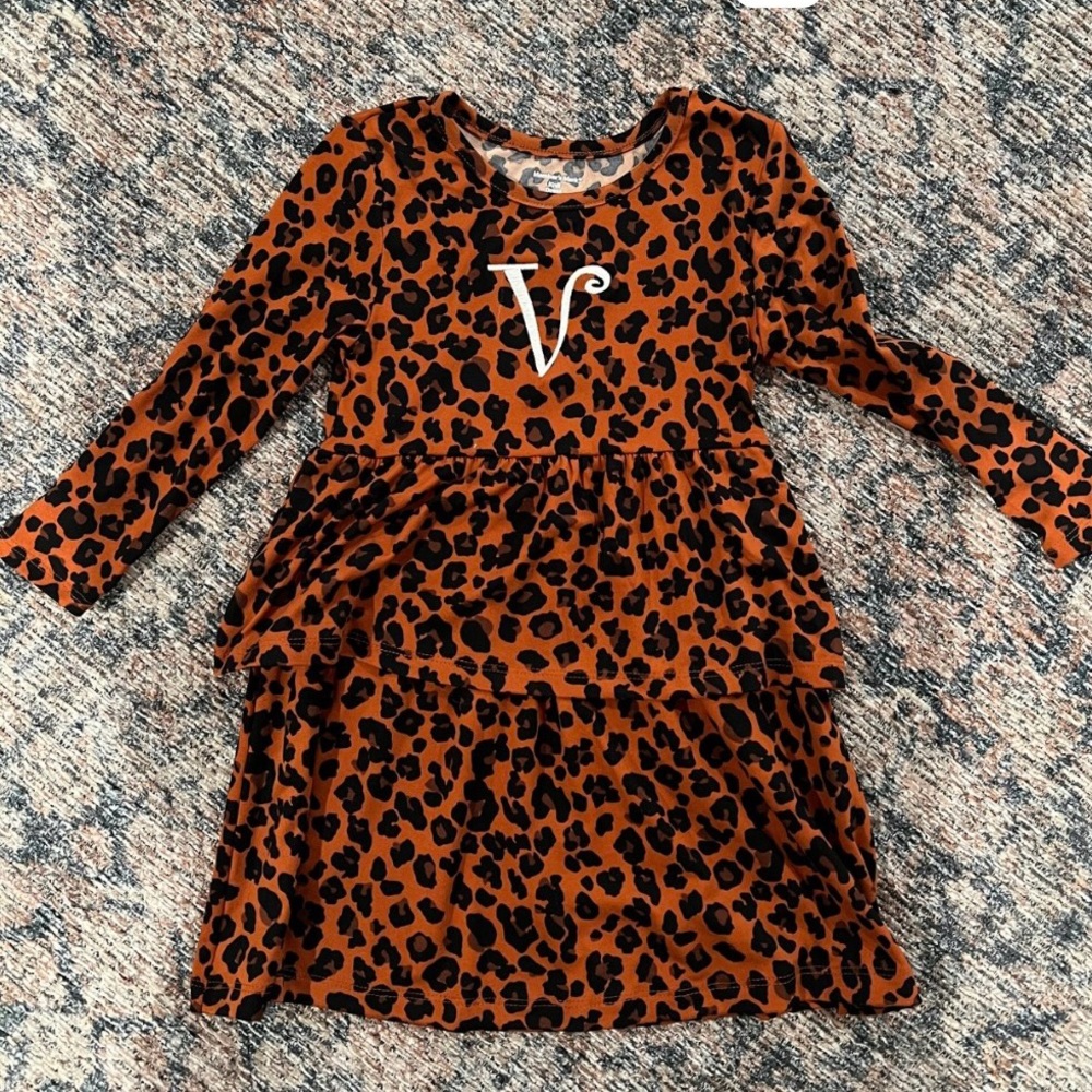 NWOT V Dress